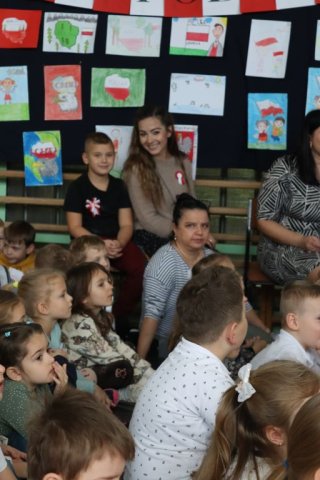 b_1024_768_0_00_images_2023_2024_WYDARZENIA_Niepodleglosc_398581518_803886694872614_2485916308153412577_n